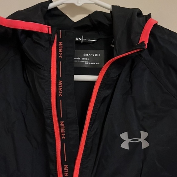 Women's Under Armour Qualifier Storm Packable Jacket - Picture 5 of 12